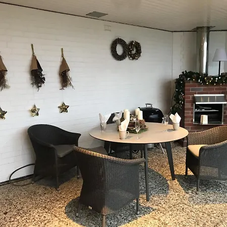 Inselblume 82 - Am Suedstrand Mit Meerblick Burgtiefe auf Fehmarn