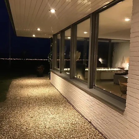 Inselblume 82 - Am Suedstrand Mit Meerblick Burgtiefe auf Fehmarn